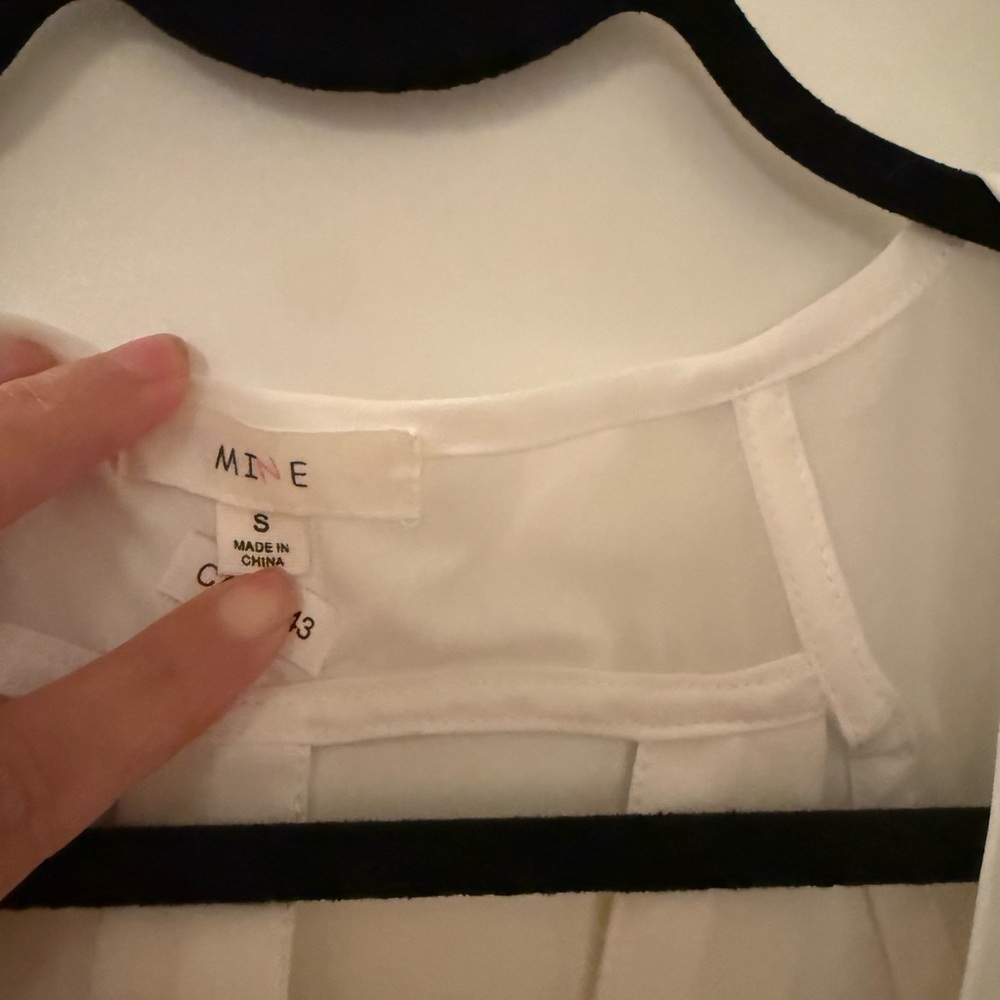 Mine White Button-Front Tank Top - Picture 2 of 4